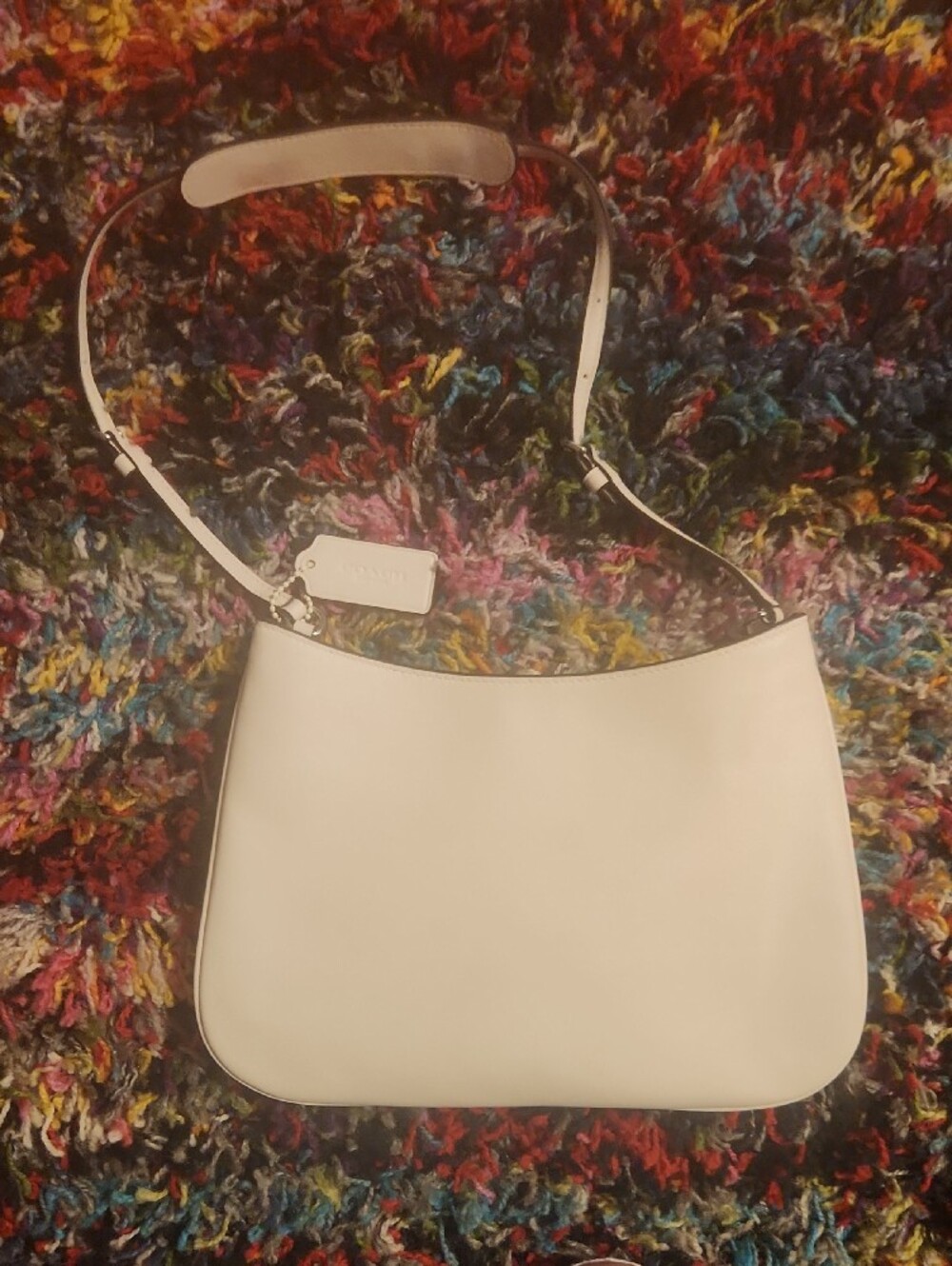 NWT Coach Cream Leather Shoulder Bag with Adjustable Strap - Picture 2 of 7